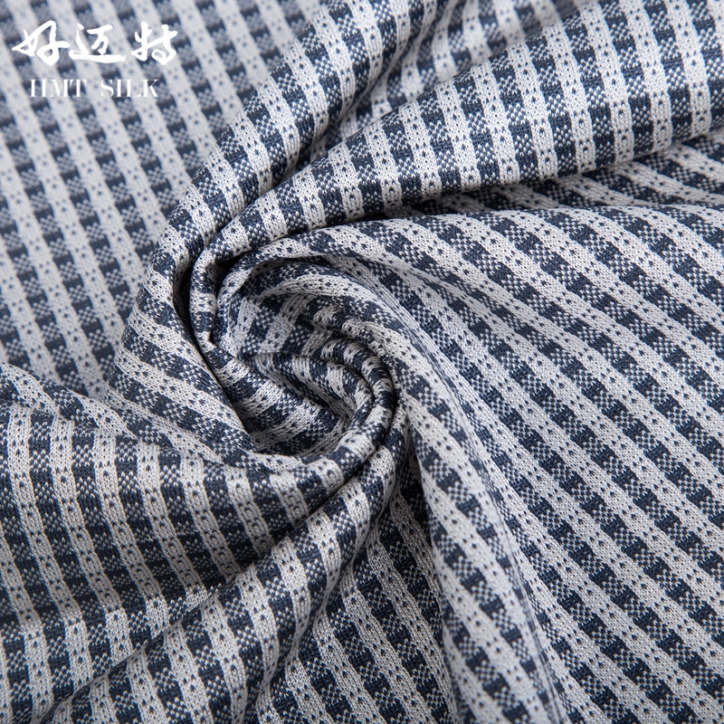 厂家供应 真丝针织色织提花面料  秋冬 时装礼服服装裙子面料批发