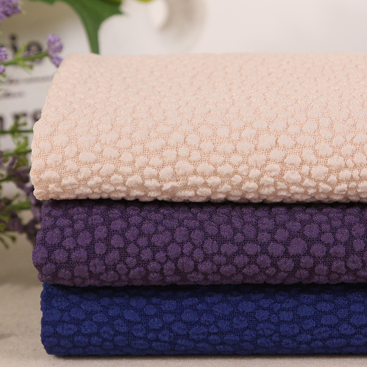 厂家直销 95%涤纶5%氨纶 几何提花 适用于连衣裙时装装饰布等