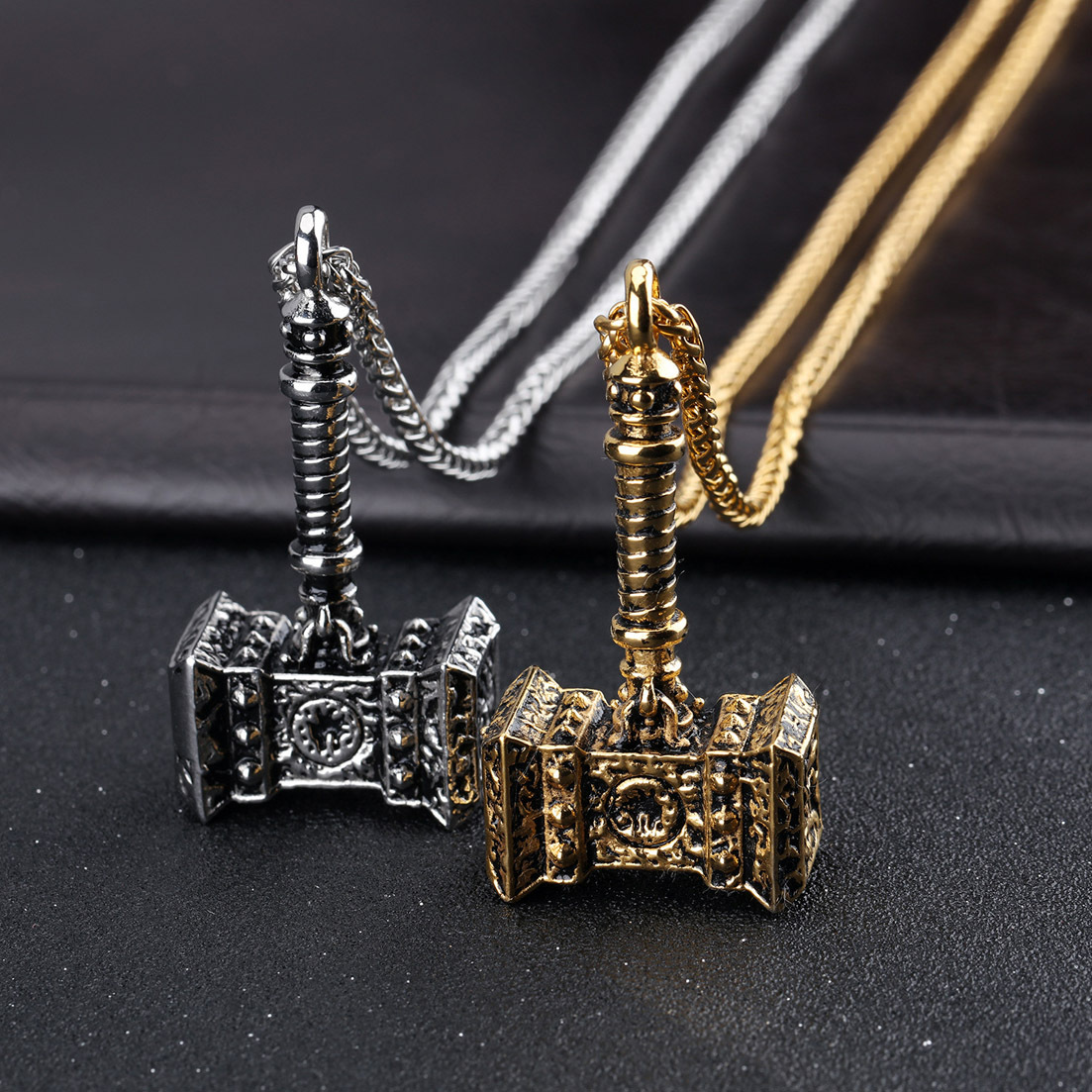 Pendentif collier marteau de thor pour homme en acier titane_voghion.com