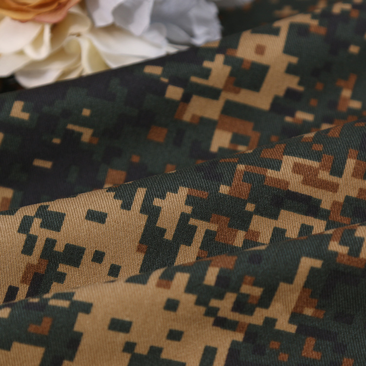 厂家直销涤棉混纺中亚五国乌兹别克斯坦数码迷彩布不退色染料印花