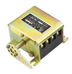 F1-1 F1-2 F1-4F1-12F1-6 F1-8 F1-10 F1-12辅助开关