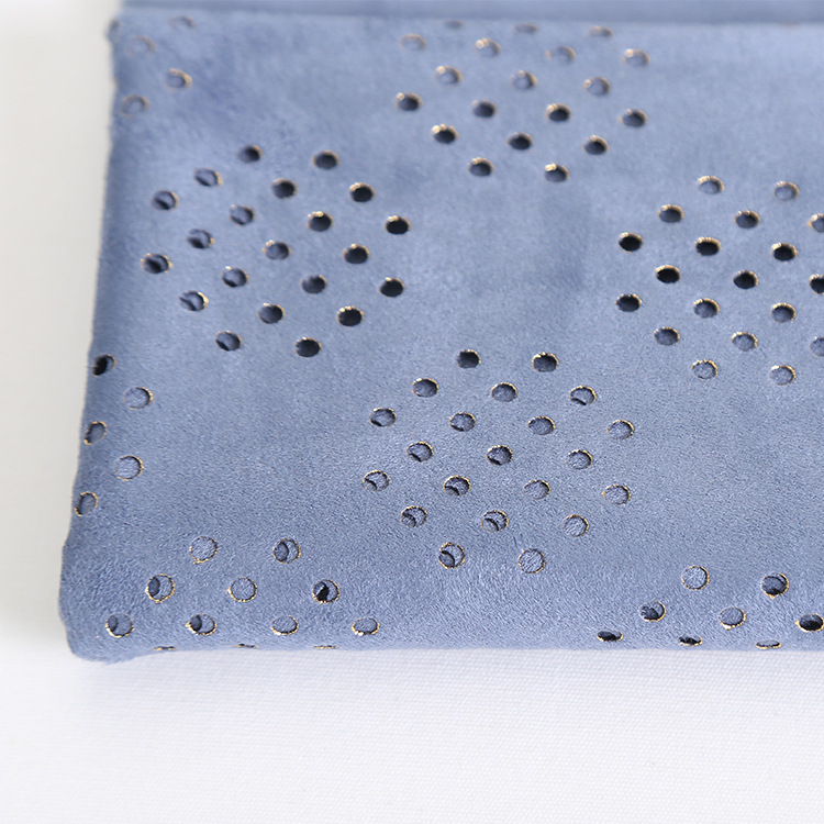 现货供应  新款冲孔烫金麂皮绒面料 服装短裤装帽子鞋材绒面布料