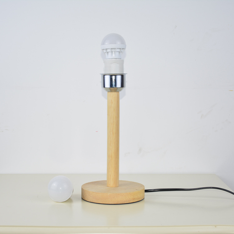 Bombilla led lámpara bombilla de plástico E27 tornillo boca dormitorio sala de estar accesorios de la lámpara de regulación de control remoto