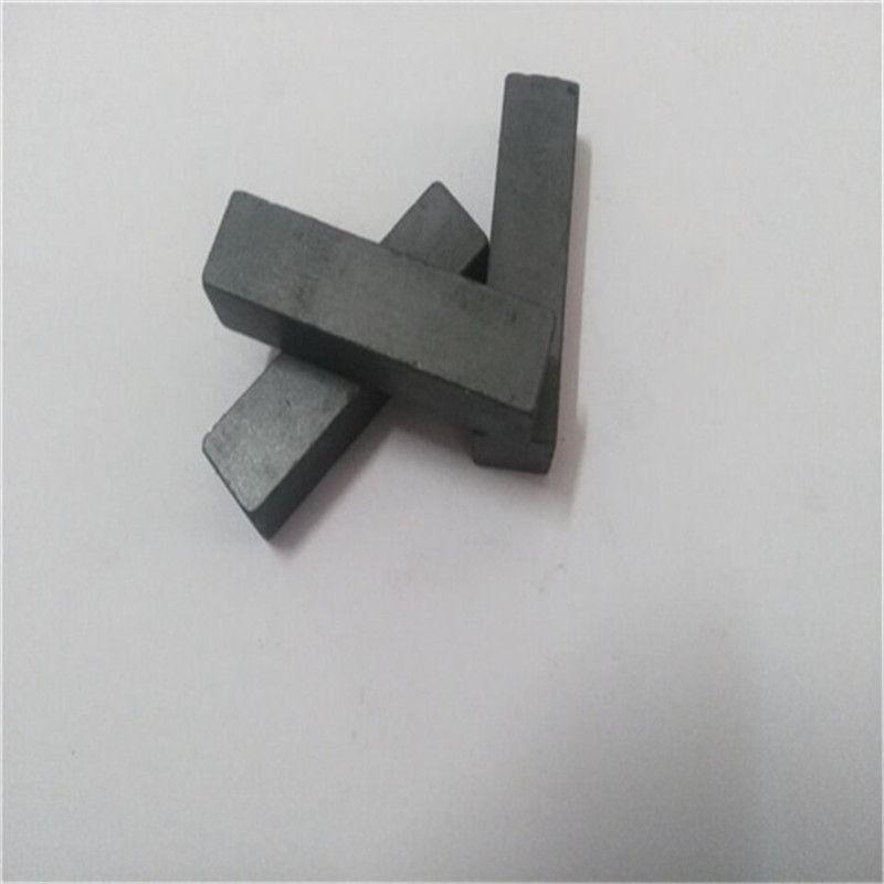 厂家直销钕铁氧体长方形磁铁圆形磁铁D24*6.5黑磁片强磁耐高温