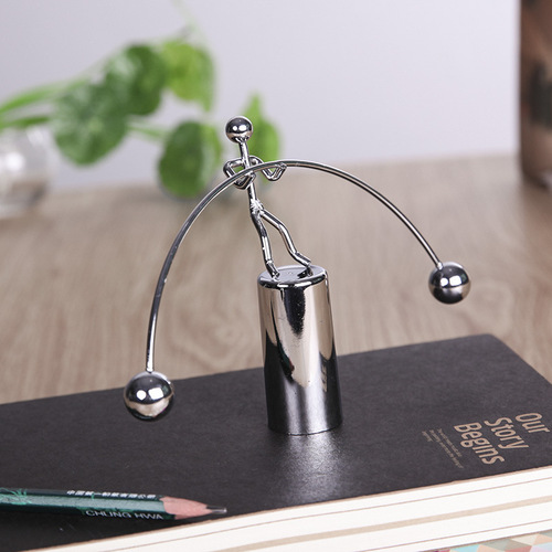Balance ball swing weightlifting little iron man display tumbler dynamic balancing instrument
