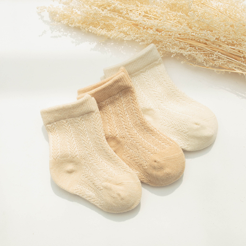 Bebé calcetines primavera y verano recién nacido algodón calcetines bebé peinado algodón malla sin hueso cabeza de costura delgada NIÑOS Calcetines al por mayor