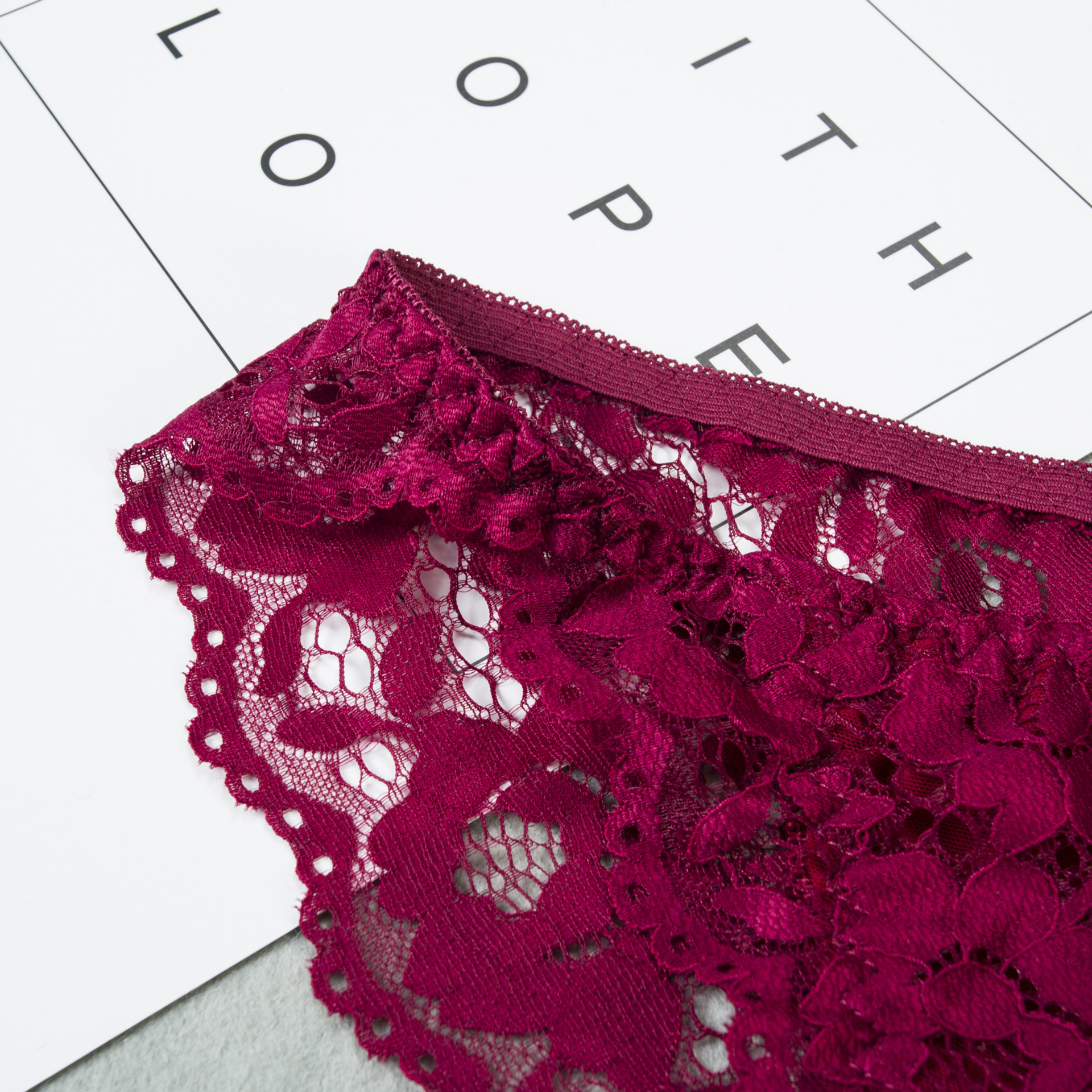 Small Chest Gathering Medium Molded Cup Women's Sexy Lace Style Underwear Bra Set_voghion.com