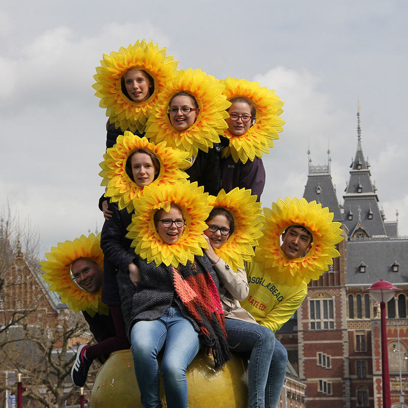 Tocados de girasol Divertido Expuesto a la cara deportes de flores Ceremonia de apertura entrada de mano Flor de jardín de infantes accesorios de baile Flor