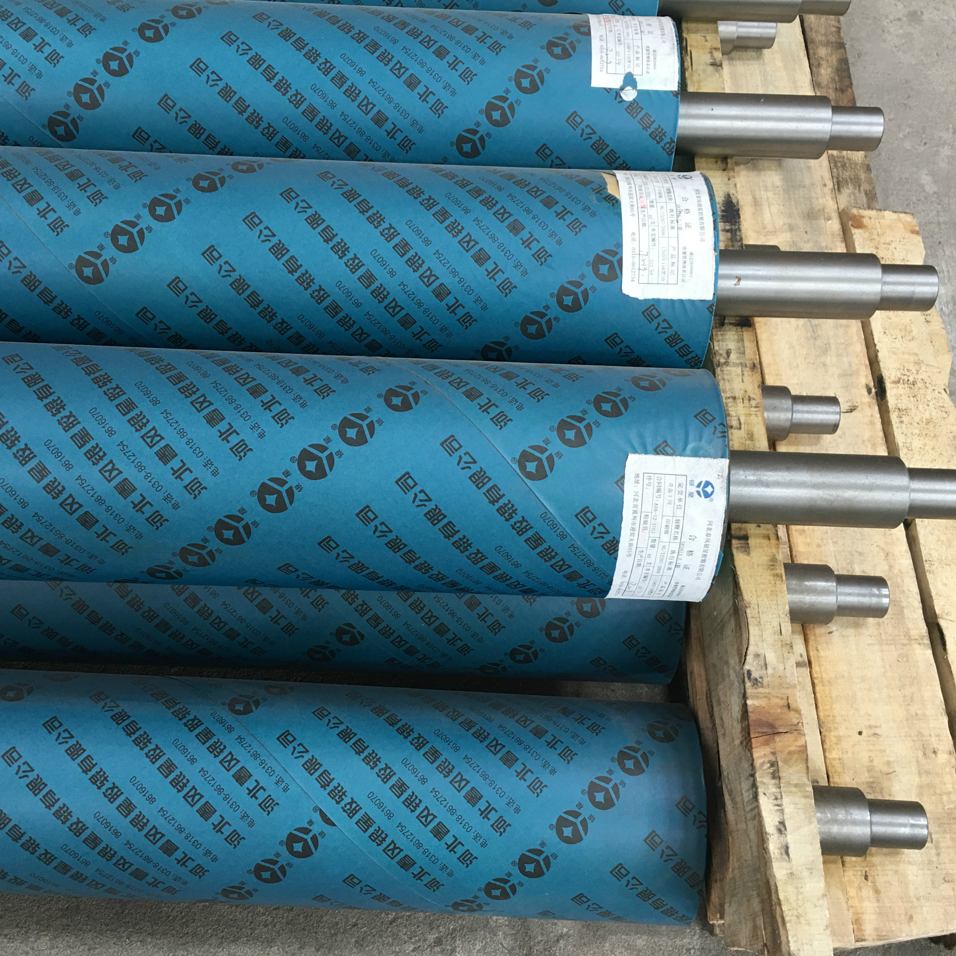 大型复合压辊机械包胶胶辊 木工封边机压机滚轮 覆膜机丁基胶滚轮