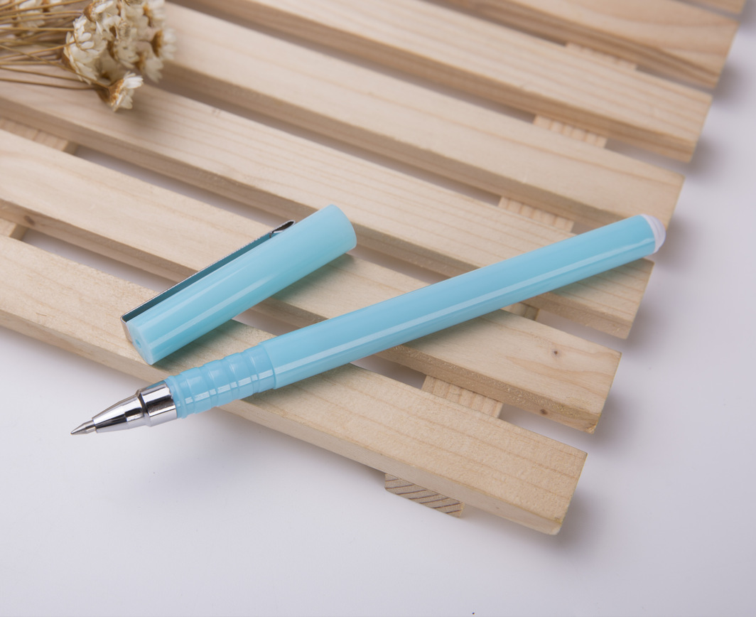 Pluma de gel de color pluma publicitaria logotipo personalizado pluma de agua de carbono pluma de gel de color caramelo pluma de agua personalizada pluma de firma