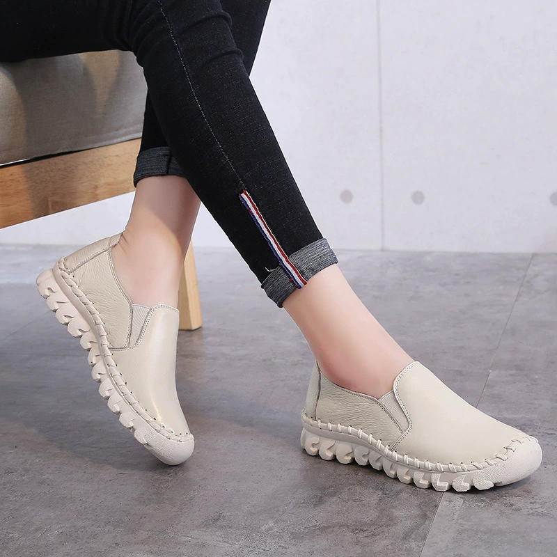 Весенне-летние новые женские одиночные туфли из натуральной кожи, сшитые вручную туфли для мам, удобные подходящие ко всему туфли на плоской подошве, Модные слипоны