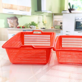 洗米筛;垃圾桶;保鲜盒、饭盒