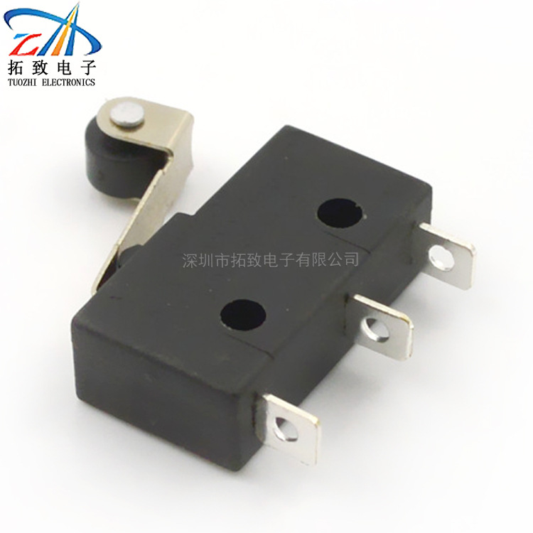 微型开关厂家带滑轮微动开关TZ026带滚轮压柄大电流批发