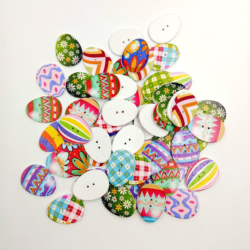 31*24mm sobre fondo blanco Pascua impresión de color de huevo de madera impresión decorativa de color botón de huevo