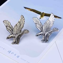 Z114 European and American Bestselling Brooch, Eagle Pin Soaring Eagle, Retro Western Suit Personality Accessory
