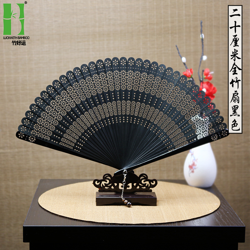 Fan de bambú hueco plegable de estilo chino, ventilador de regalo de estilo europeo, ventilador plegable de estilo antiguo, procesamiento personalizado
