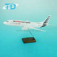 �S��ֱ�N����؛�Cģ��B737-300�ϳɘ�֬��ģ�YƷ