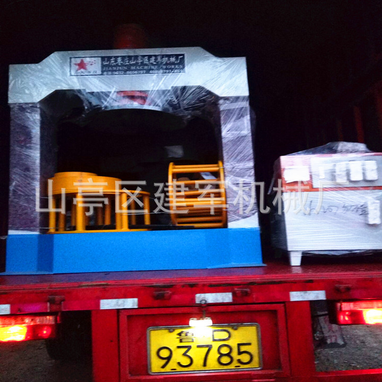 厂家供应125T叉车实心轮胎压胎机  轮辋拆装机