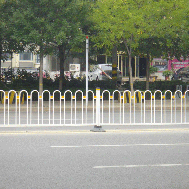 专业生产市政工程护栏京式隔离护栏京式栏杆