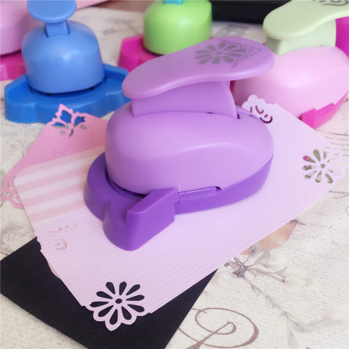 Wholesale children's DIY flower making tool printing machine edge pattern hollow embossing device right angle rounded corner embossing machine