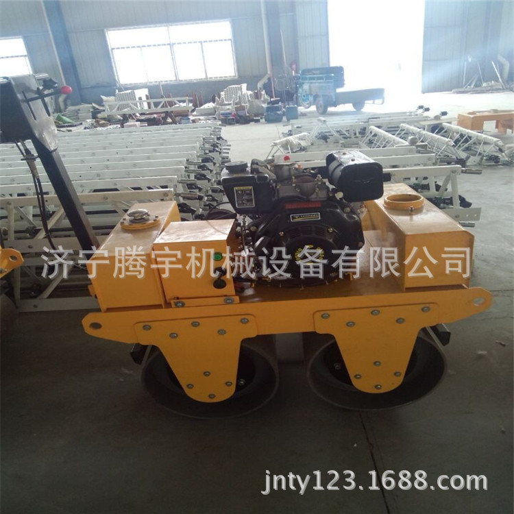 TY-600A手扶汽油双轮压路机腾宇机械厂家欢迎前来参观选购