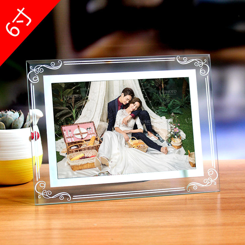 Minimalist Glass Photo Frame Display Stand with Six Scenic Spots Design, Modern Photo Frame, Transparent, Handmade Modern Decoration Minimalist Glass Photo Frame Display Stand with Six Scenic Spots Design, Modern Photo Frame, Transparent, Handmade Modern Decoration