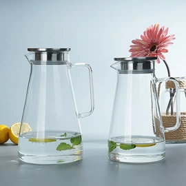 玻璃杯;冷水壶;茶壶