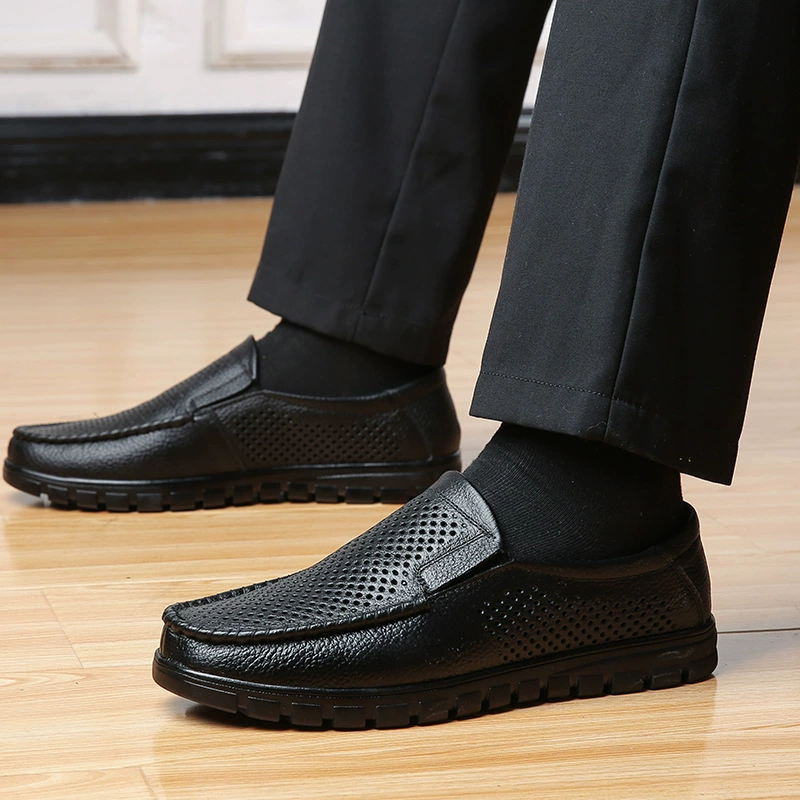 2025 летние мужские кожаные туфли дышащие кожаные сандалии повседневные средние и пожилые папы полые сандалии