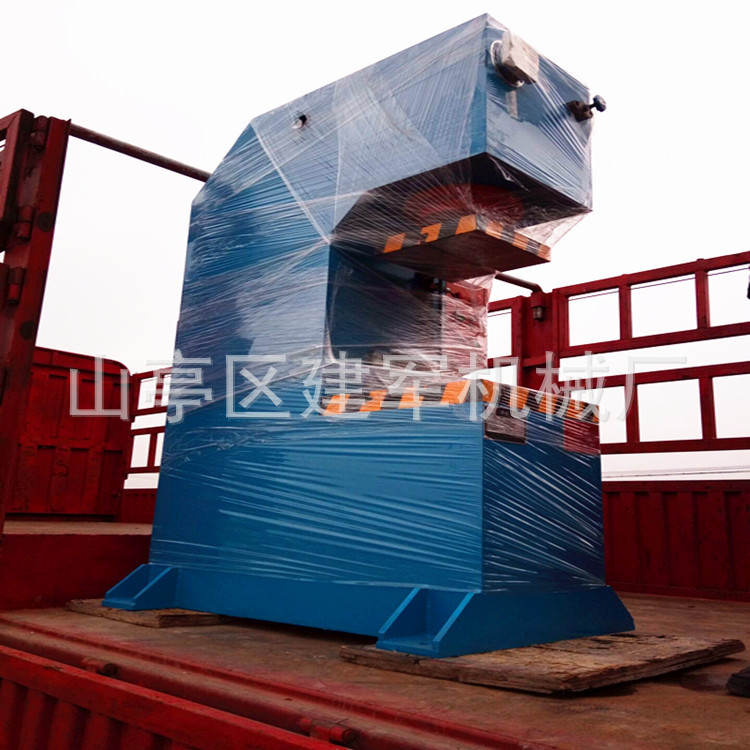 单臂液压机  操作方便  省时省力