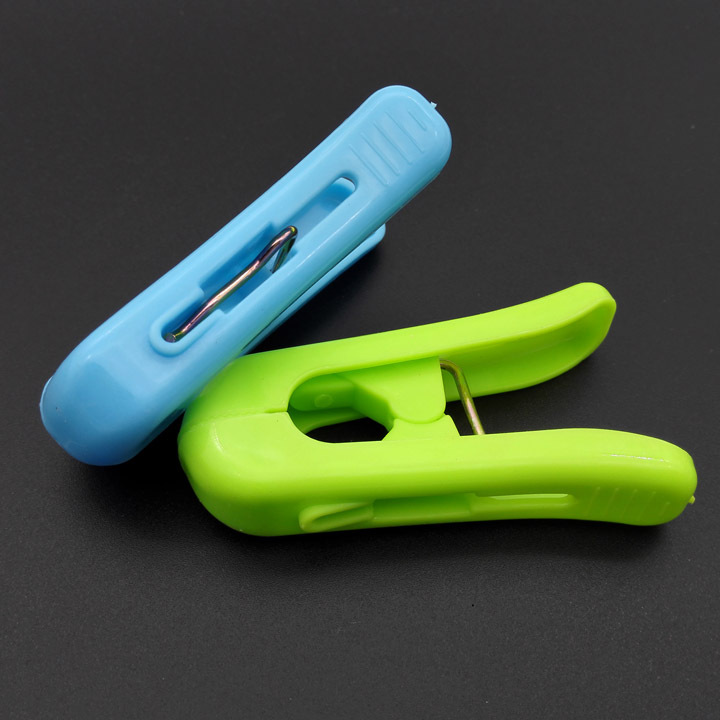 D1 213 608 # Lanhao 12 nuevos clips de plástico clip de calcetines clip de ropa clip Yiwu dos yuanes tienda de dos yuanes