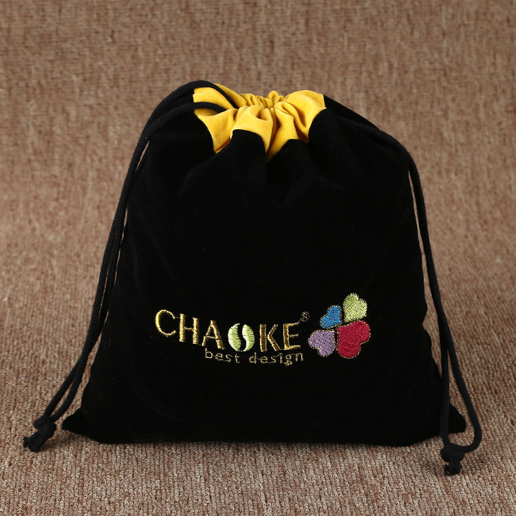 厂家批发简约黑色涤纶布束口袋定 制时尚服装购物抽拉绳手提帆布