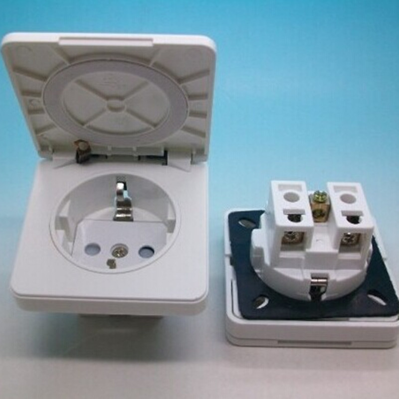 厂家供应欧式方盖防水插座 60*60MM欧标德标户外防水插座 IP54