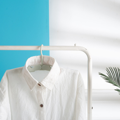 Nordic style portable travel folding clothes hanger, outdoor travel multifunctional magic clothes drying hanger, anti-slip clothes hanger 50g