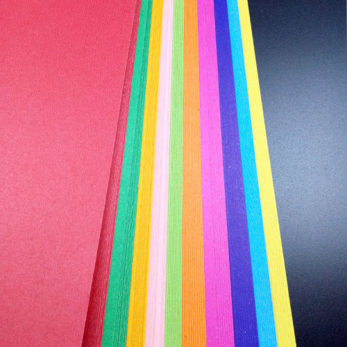 Wholesale 4K100 sheets of thickened color cardboard classroom paper-cutting about 200g drawing paper children's diy origami color cardboard