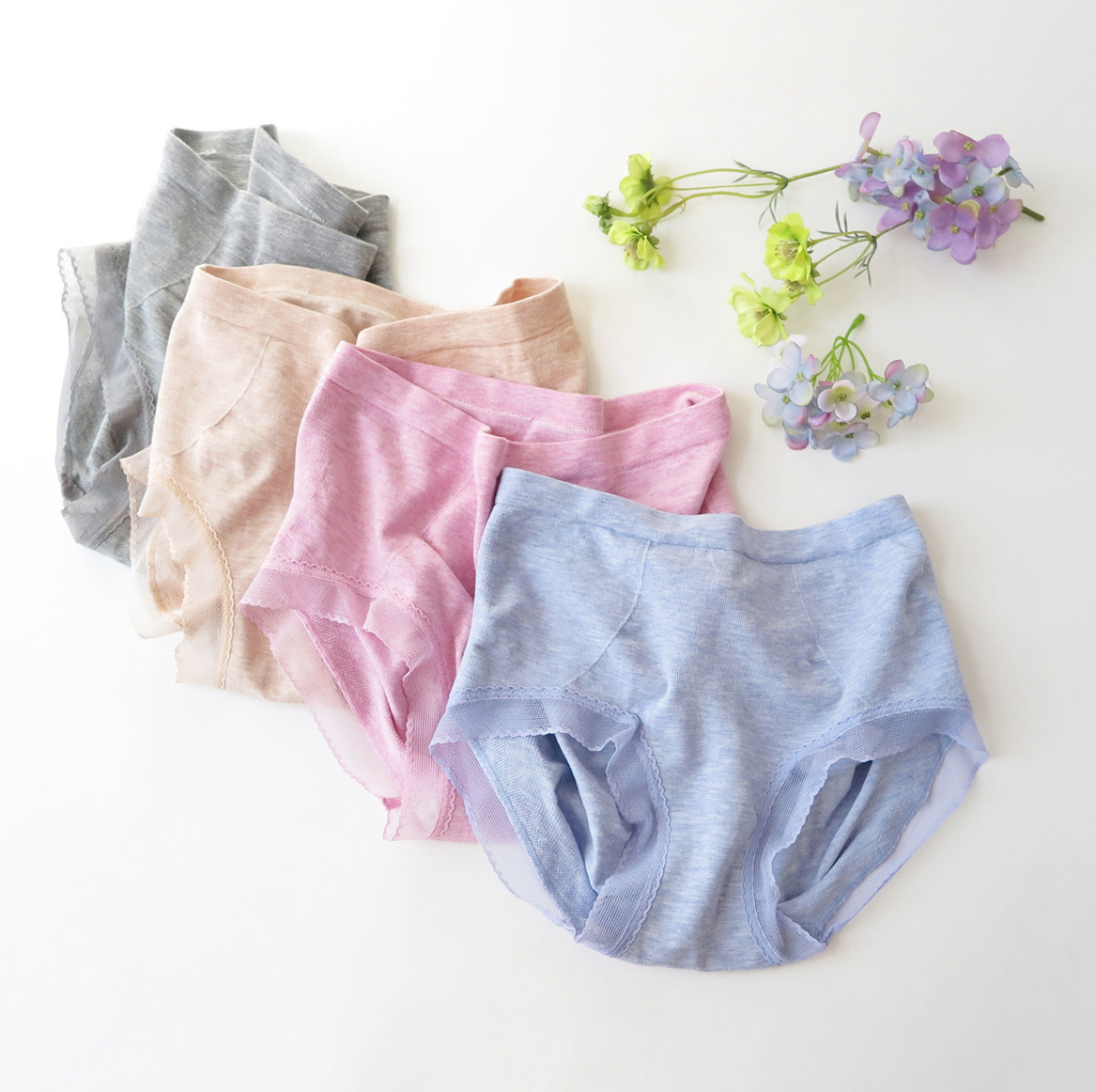 Japanese-Style Foreign Trade Women's Modal Seamless Panties, Peach Hip-Hugging Briefs, Individually Packaged, Leg-Lengthening Effect