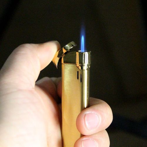 Aomai AM213 direct windproof lighter personalized creative metal inflatable lighter wholesale