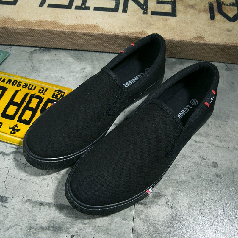 Весенние новые мужские туфли большого размера один педаль брезентовые туфли дышащие рабочие туфли старые пекинские туфли из ткани ленивые повседневные туфли