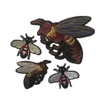 新款绣花布贴自粘布标蜜蜂刺绣电脑绣花来样DIY可现货LOGO厂批发