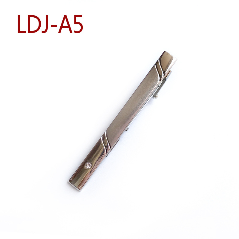 メーカー直供男性正装銀色ネクタイクリップシンプルビジネスネクタイクリップアクセサリー