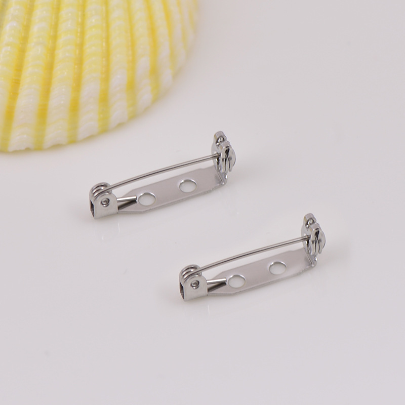 Brooch stainless steel