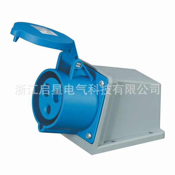 厂家直销启星QX-101系列明装插座 16A/3芯工业防水插座