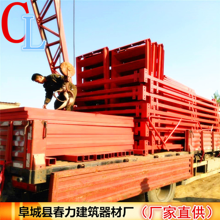 春力厂家供应安全爬梯 直销深基坑安全梯笼 封闭组装式安全梯笼