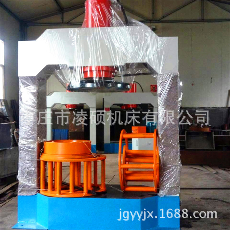 供应大小吨位实心轮胎压胎机   可根据要求制作