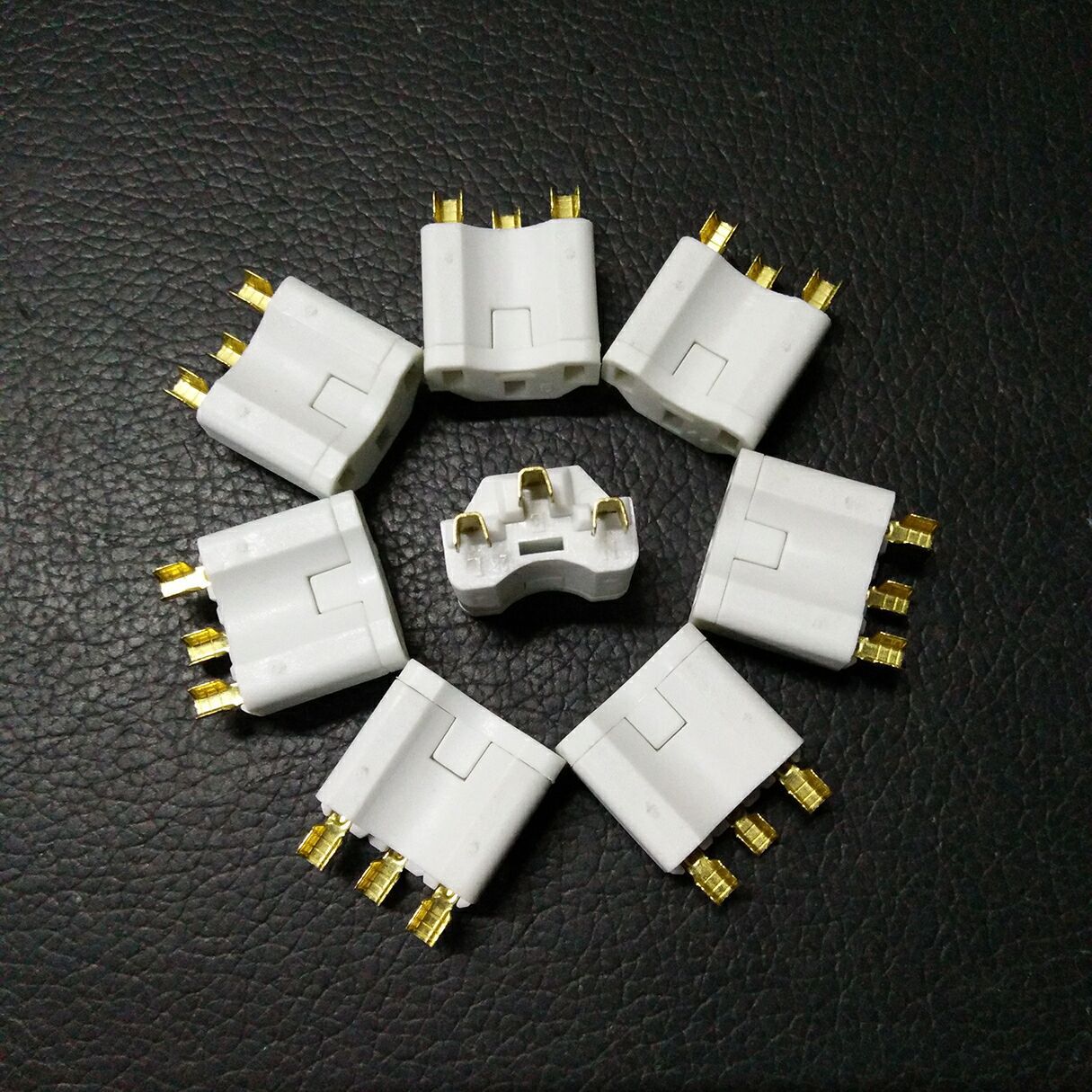 一体式品字尾内架3*0.4mm三面U型磷铜黄铜品字尾内架电源线插头