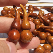 厂家供应做旧牛角葫芦吊坠 歪把子牛角葫芦 做旧牛角葫芦背云