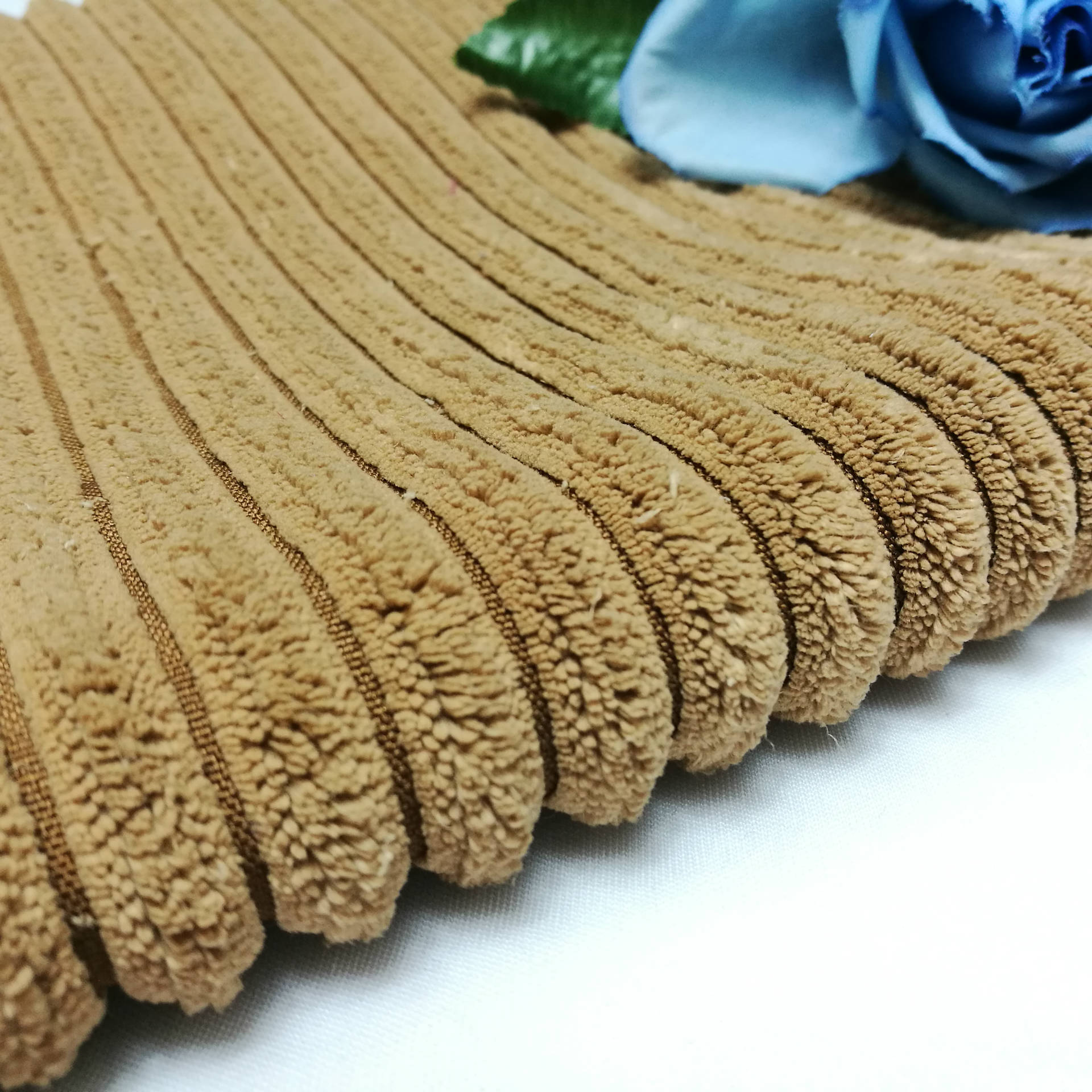 厂家直销35条弹力灯芯绒布料玉米粒灯芯条割绒沙发家纺家居面料