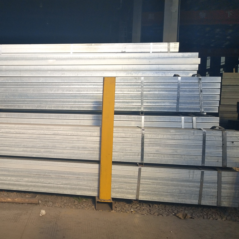 山东现货 友发黑管 100*100*3方管 镀锌铁方通 建筑幕墙用