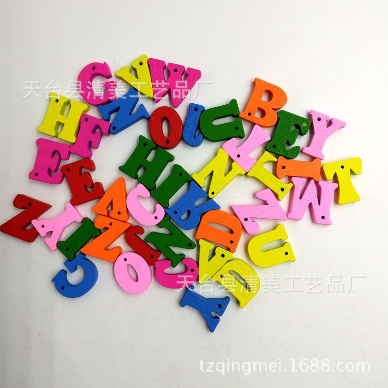 26 letras inglesas de madera bricolaje multicolor mezclado letras de colores decorativos de madera 100 piezas un paquete