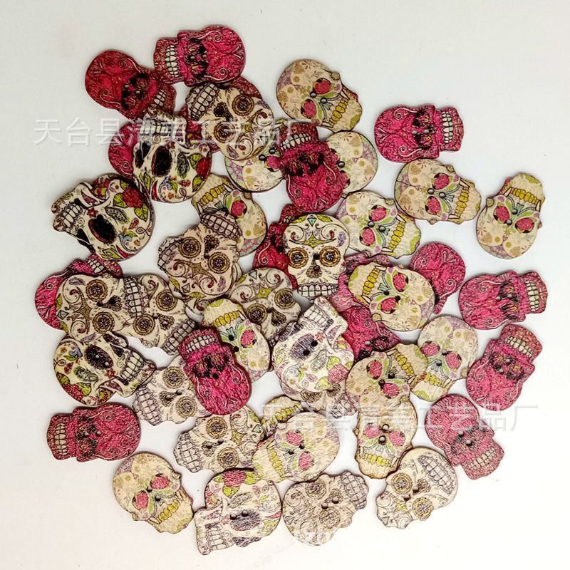 Botones de calavera decorativos de madera Suministros de Pascua Mano de madera Especial