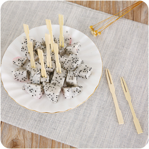 Disposable snack cake picks, household dessert forks, fashionable, creative, environmentally friendly and hygienic bamboo fruit forks wholesale